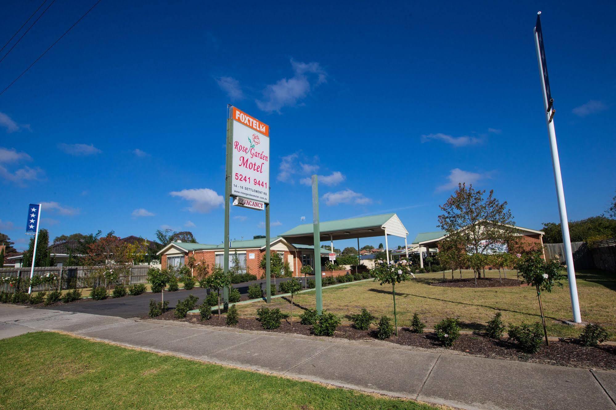 Rose Garden Motel Джилонг Екстериор снимка